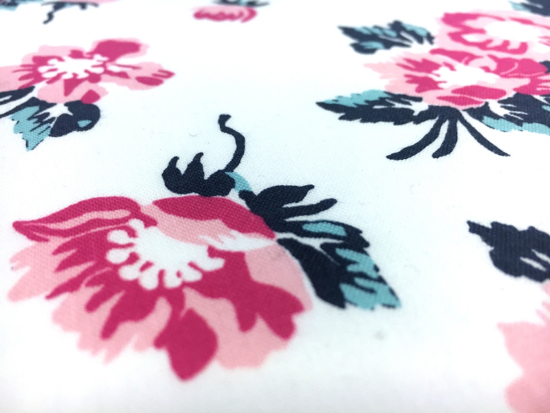 Cotton Broadcloth Hellebore Floral Print2