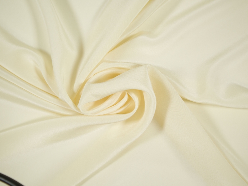 silk Crepe De Chine in ivory- bunched