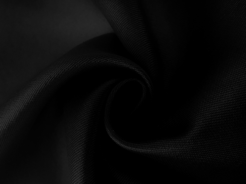 Silk and Wool in Black0