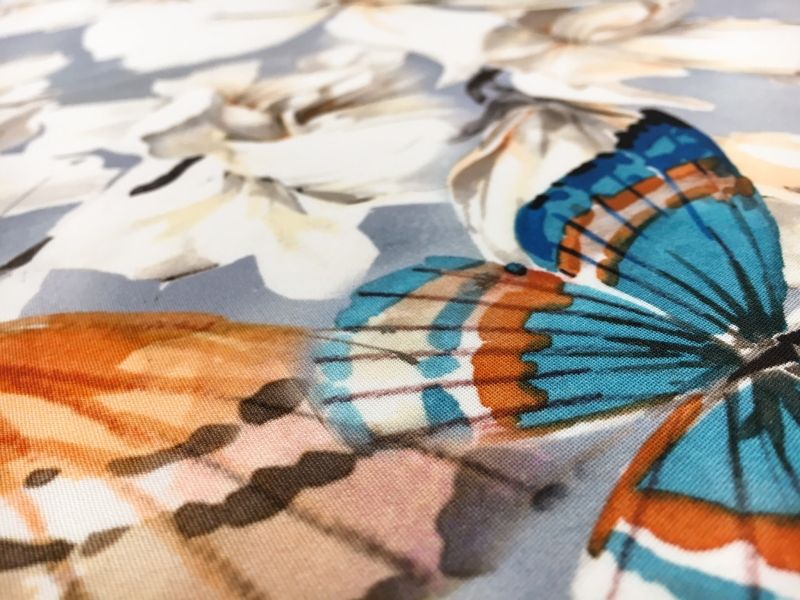 Printed Silk 6Ply Crepe with Off White Flowers and Butterflies4