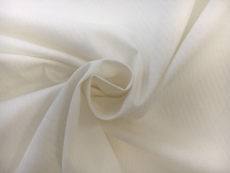 Italian Cotton Pocketing in Off White0