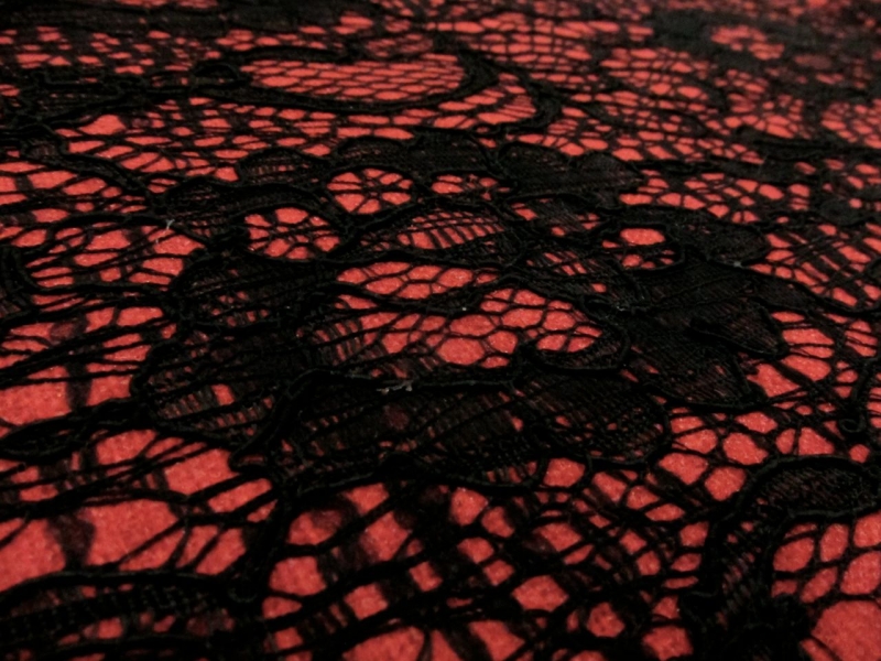 Fused Lace on Polyester Coating2