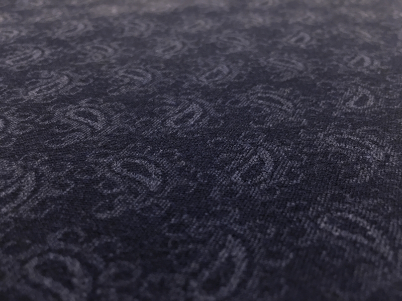 Italian Wool Lycra Paisley Jacquard Suiting in Navy2
