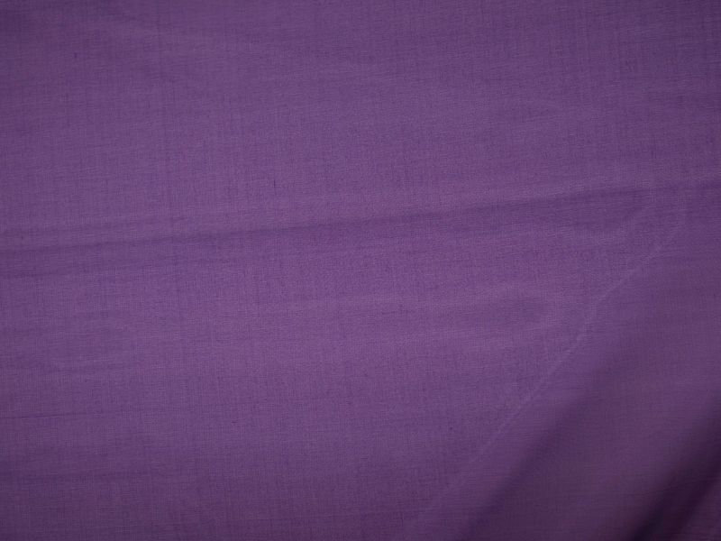 Solid organza in Regal Purple flat