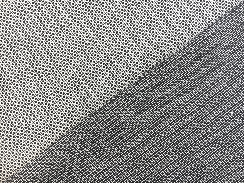 Italian Stretch Wool Novelty Suiting in Black and White0