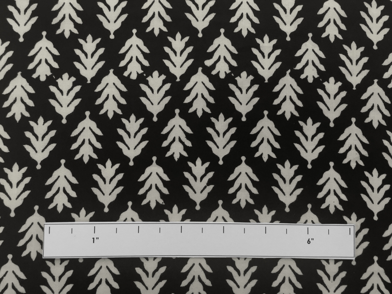 Cotton Lawn Black & White Pinnatisect Leaf Print 1