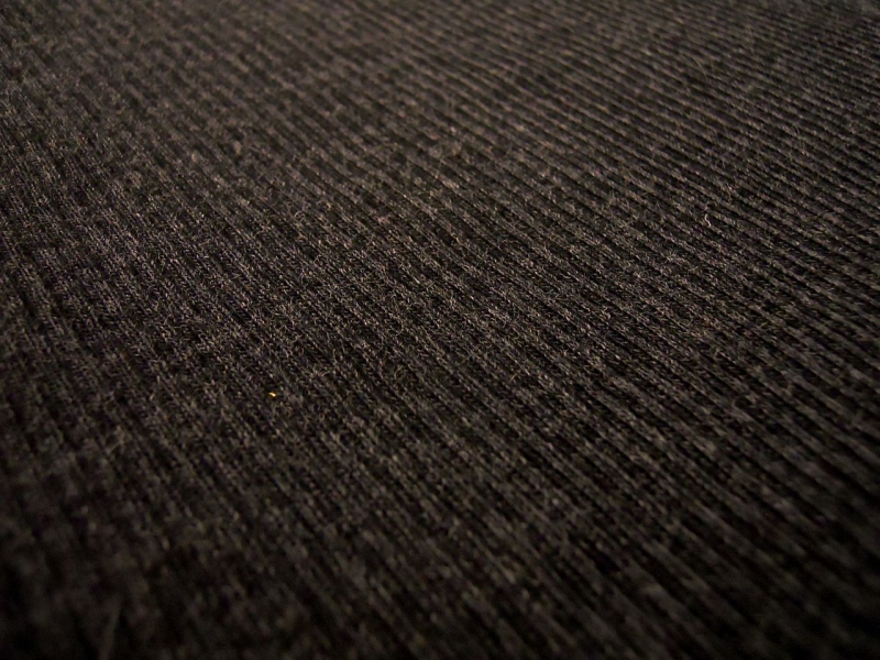 Virgin Wool Rib Knit in Charcoal2