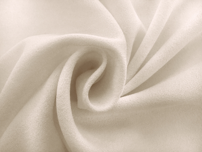 Italian Wool Crepe in Bianco1