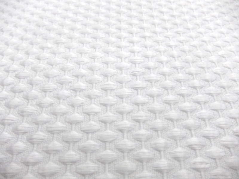 Toevlucht klem kruipen Stretch Cotton Poly Blend Pique in White | B&J Fabrics