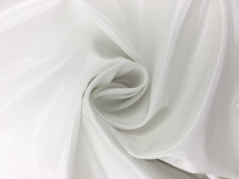 Stretch Patent Vinyl in White | B&J Fabrics